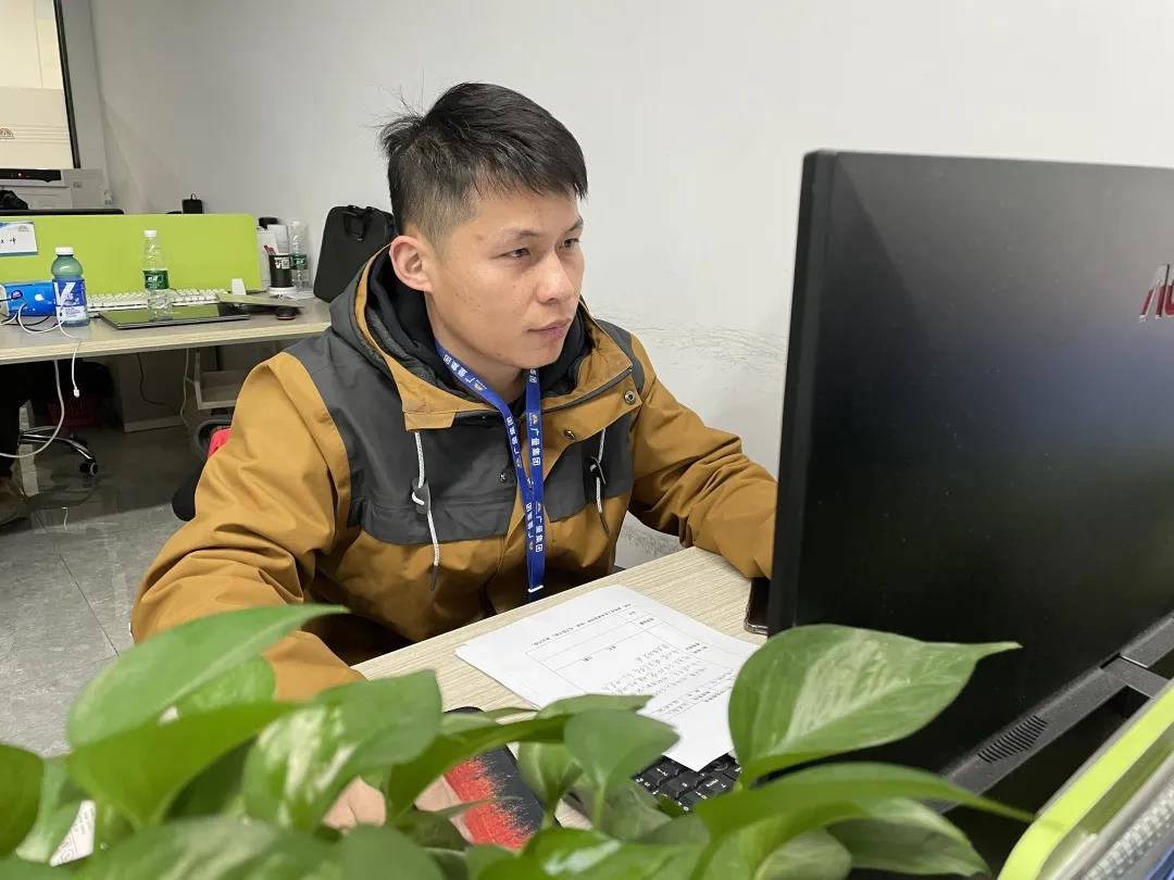 喜讯丨优德88测绘公司熊慈斌喜提“广东省技术能手”荣誉称号！